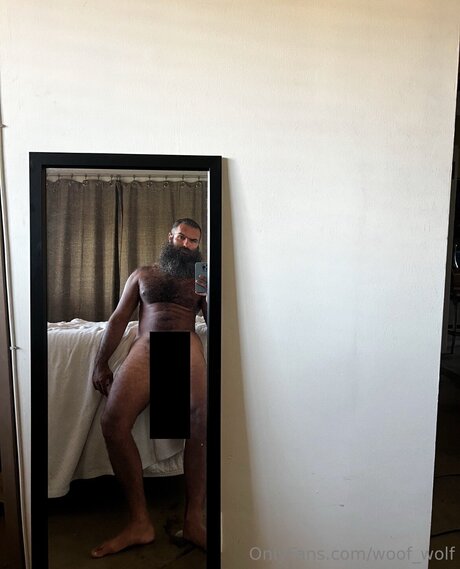 Woof Wolf hot star photo