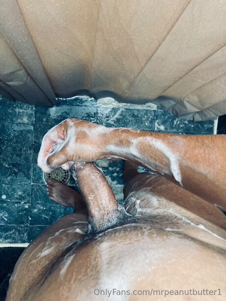 Mrpeanutbutter1 naked pornstar img