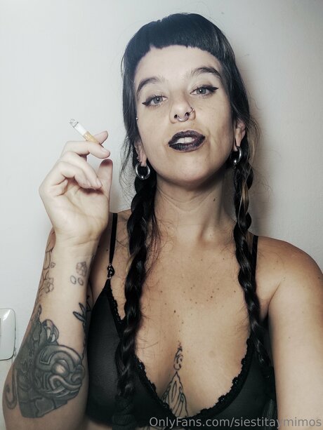 Siestitaymimos pornstar naked pictures