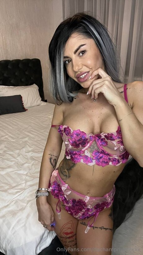 Duchamprivatexxx pornstar naked gallery