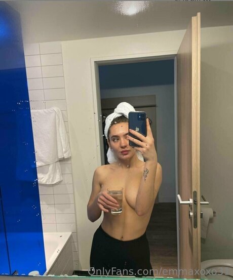 Emmaxoxo31 top pornstar img