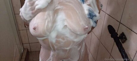 Lizzy Adams pornstar free photos