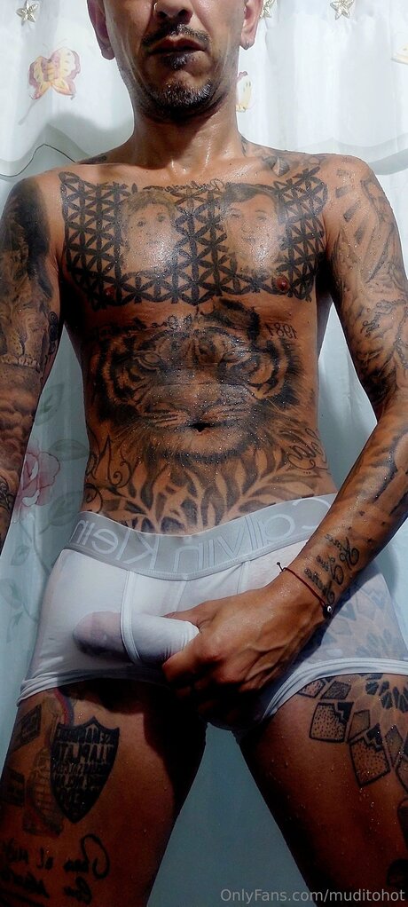 Muditohot model adult img