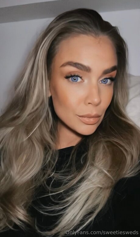 Sweetiesweds hot pornstar image