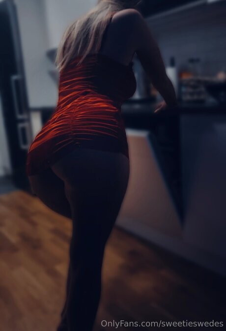 Sweetiesweds pornstar exclusive picture