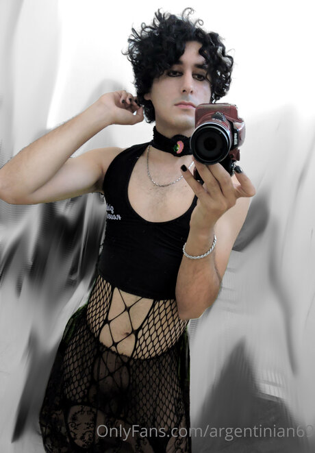 Sweetnikale model high quality image