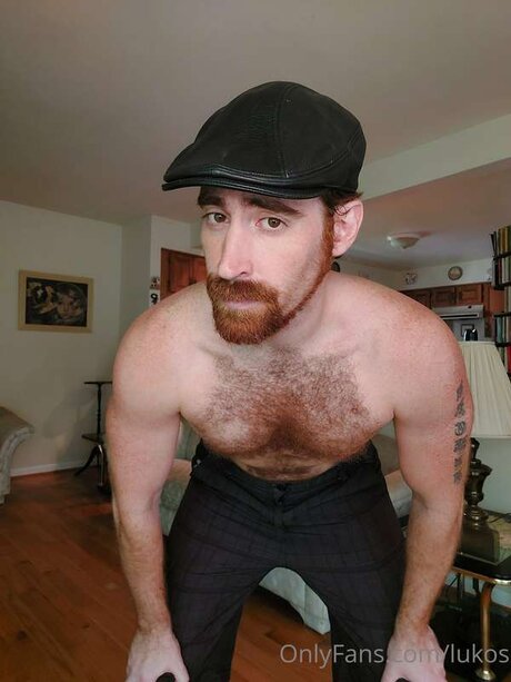 Lukos nude pornstar pic