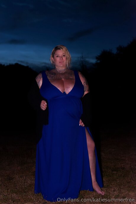 big tits mom onlyfans erotic pictures