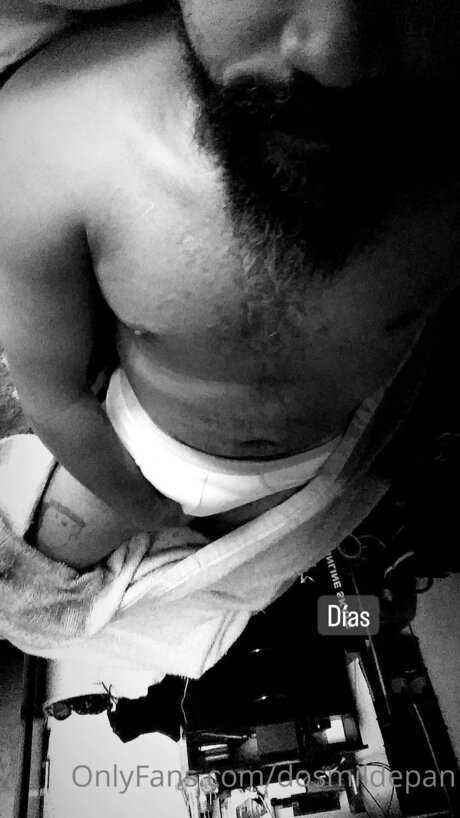 Dosmildepan erotic model pics