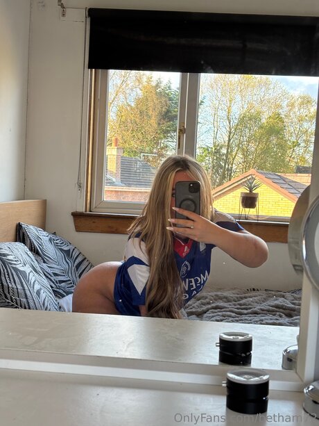 Betham72 beautiful actress image