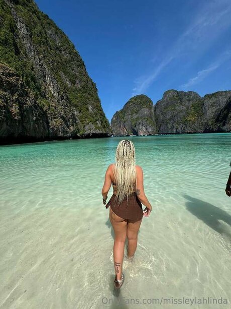 blonde nude onlyfans top photos