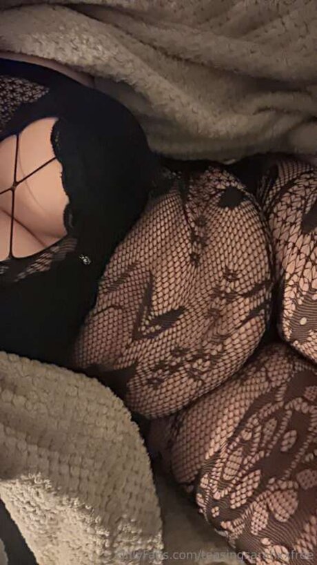 Teasingsarahxxfree xxx actress pictures