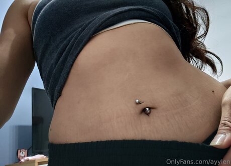 Ayylen pornstar sex images