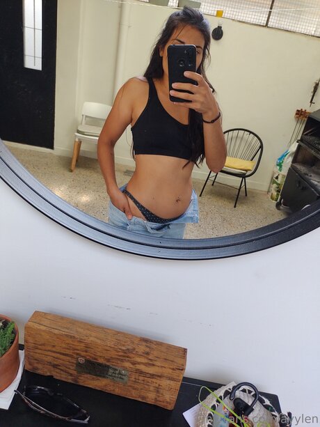 Ayylen hd actress photos