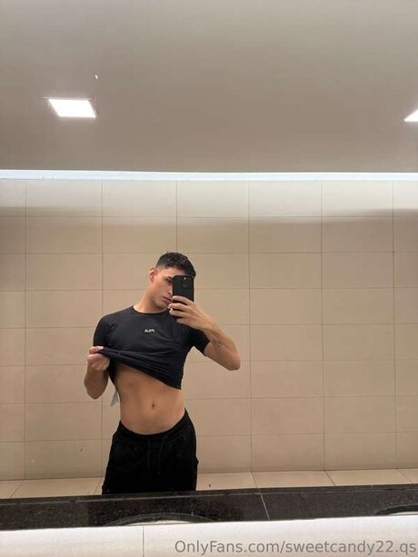 Sweetcandy22 Qs pretty model image