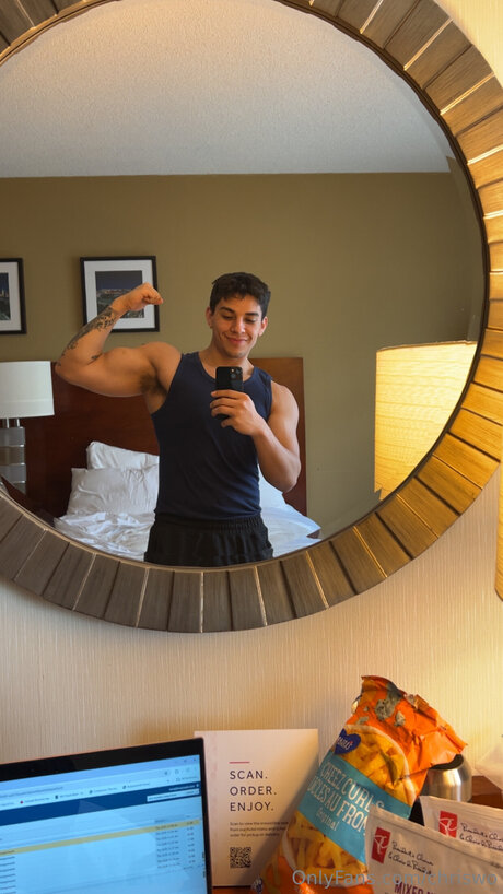 Chriswo star exclusive pictures