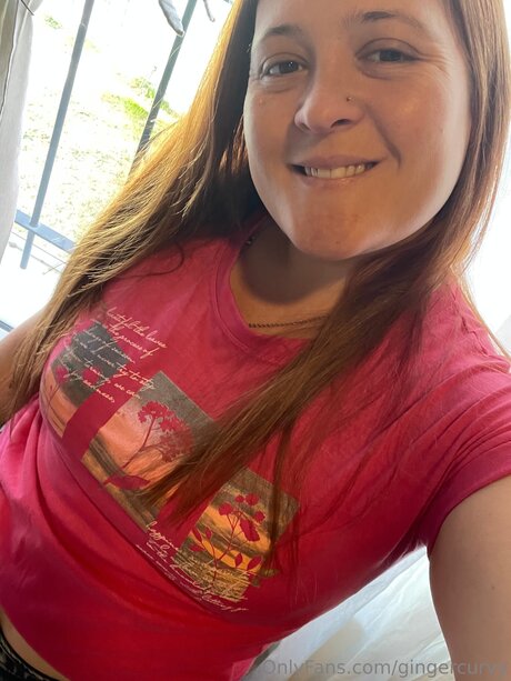 Gingercurvy star nice images