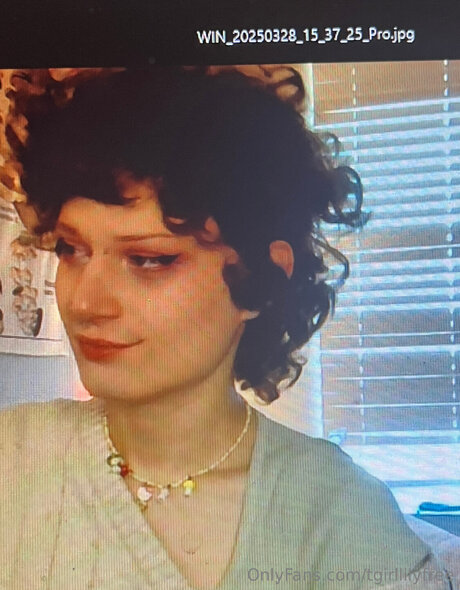 Tgirllilyfree pornstar nudes photo