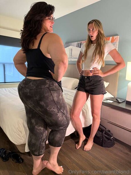 Iwantblondi star beautiful img