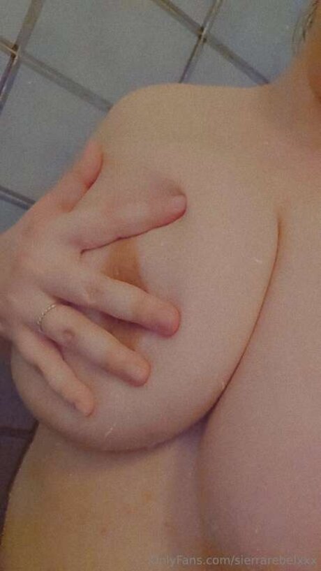 Sierrarebelxxx model pretty archive