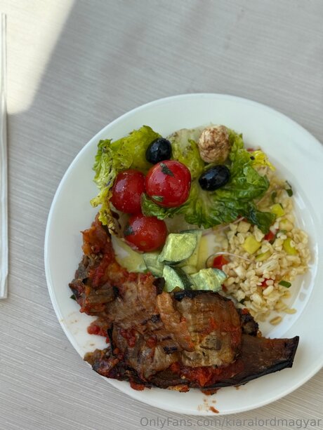 hooters onlyfans beautiful xxx pictures