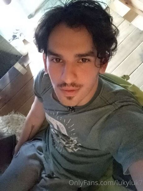 Lu Ken star adult archive