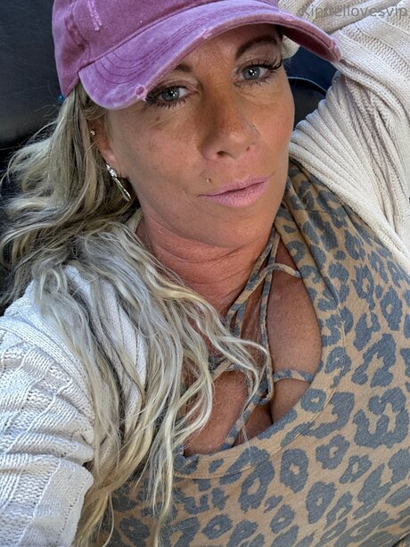 Kindellovesvip pornstar sexy archive