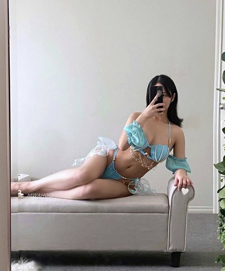 mwahgo high quality model picture