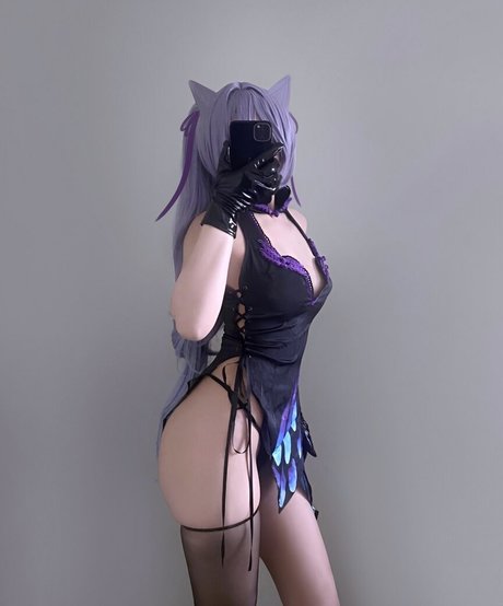 mwahgo hot star image