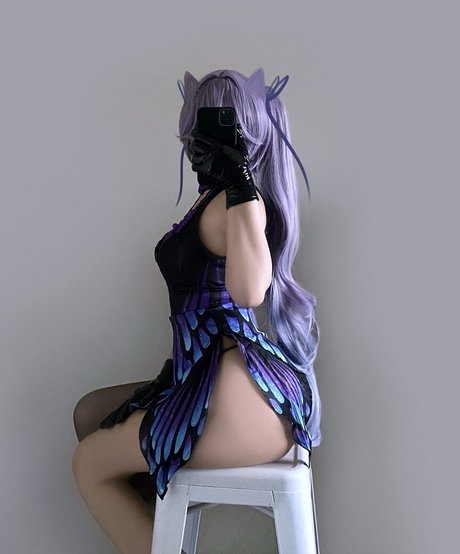 mwahgo sexy actress galleries