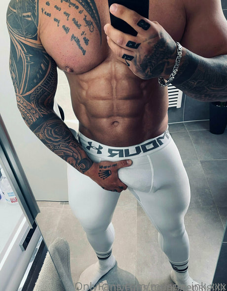 muscle girls onlyfans sexy nudes picture