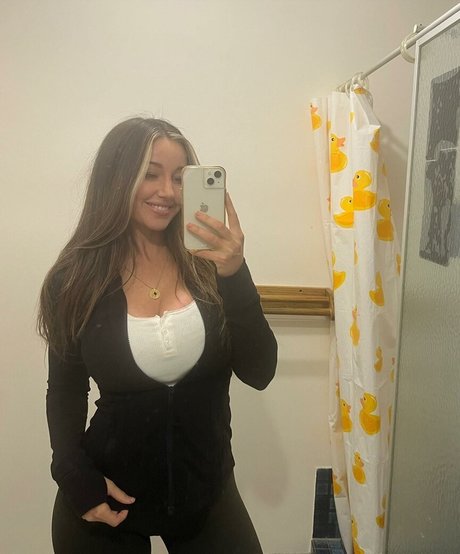 beldots nude actress img