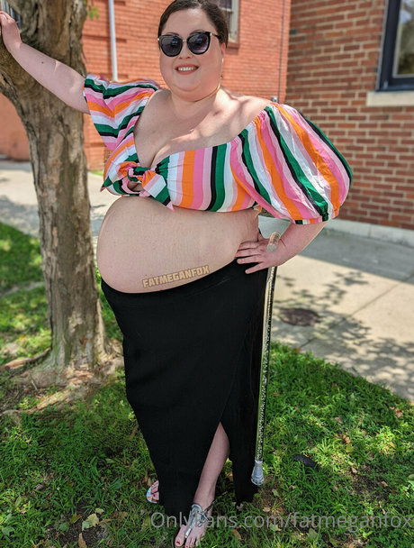 fatmeganfox nude model pic