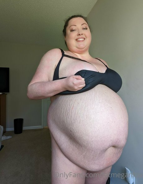 fatmeganfox model hot archive