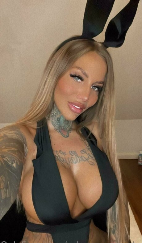 schwarzemamba89 model art pictures