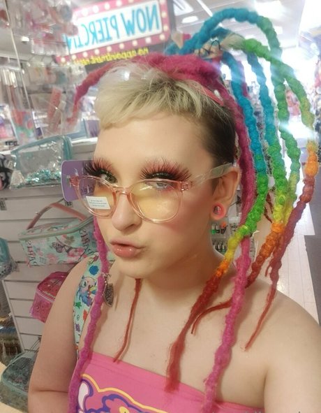 maddisonsins hot star pics