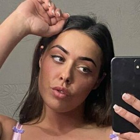 NinaFoxxy model pretty images