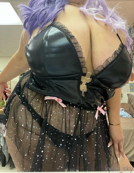 kylie skyfree nice pornstar image