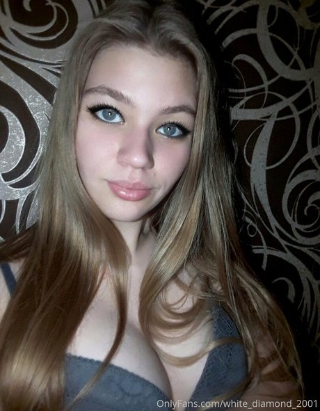 white diamond 2001 star sexy pictures