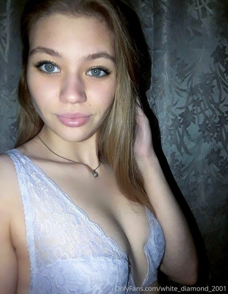 white diamond 2001 pornographic model archive