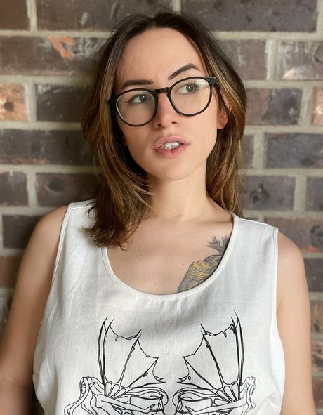 Arden Hart pornstar xxx photos