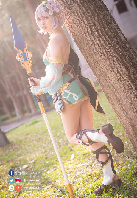 Twoyun star xxx photos