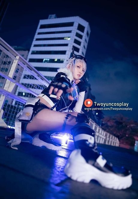 Twoyun nice pornstar photos