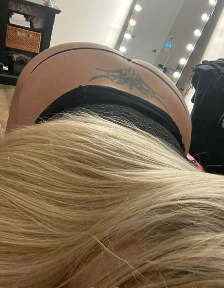 candishea art star picture