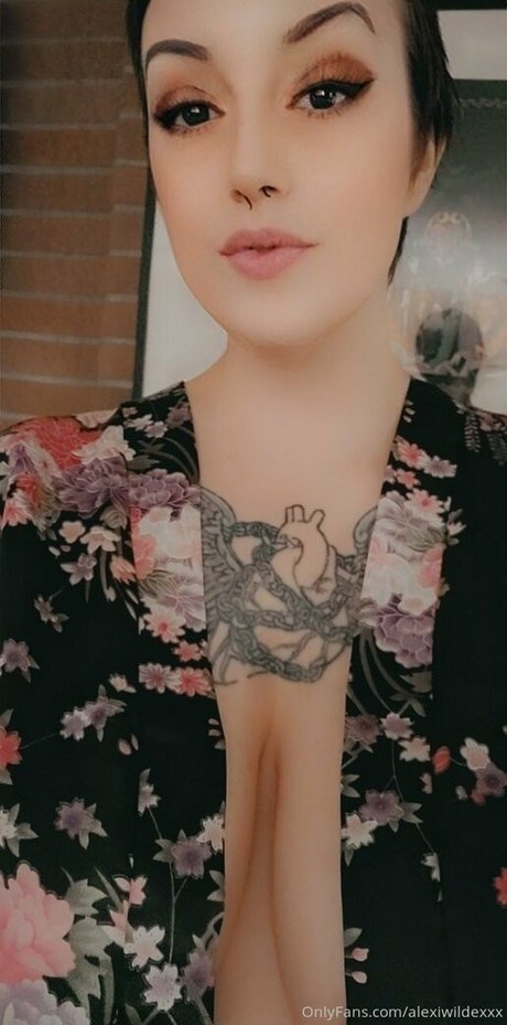 babe brunette onlyfans hot nude archive