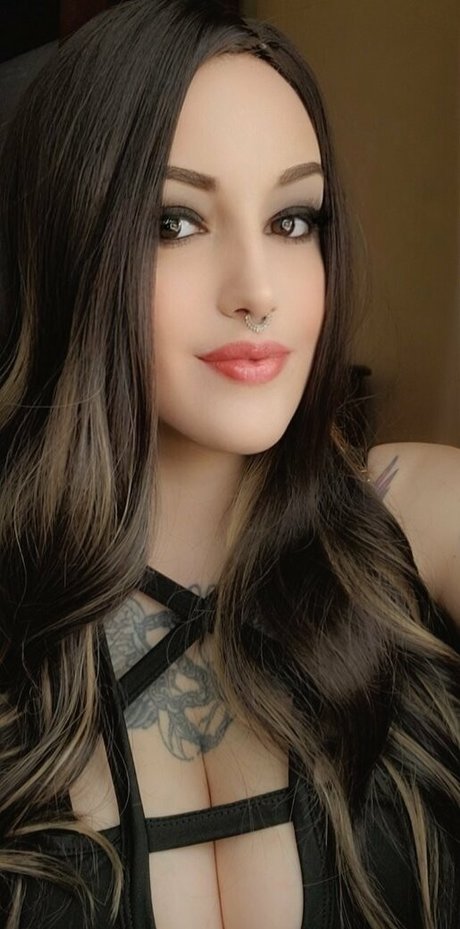 alexiwildexxx pornographic star image