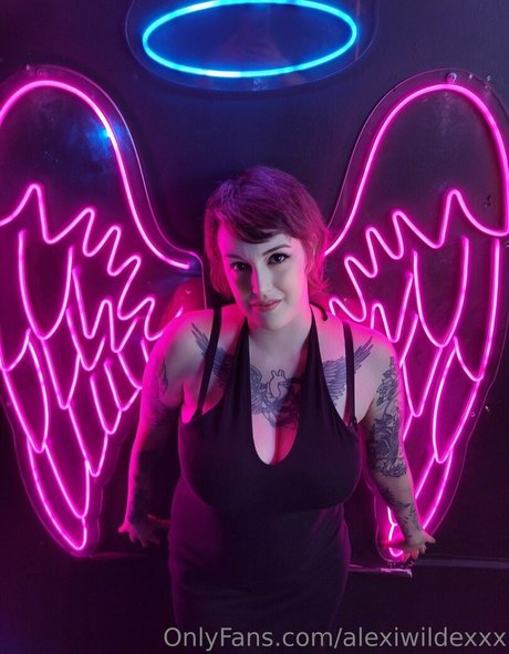 alexiwildexxx model high quality galleries