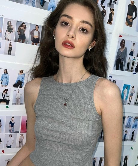 Lika Solt nude star photos