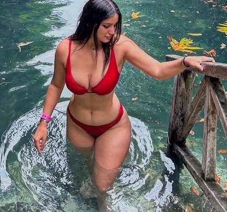 Barbara Nunez exclusive model gallery