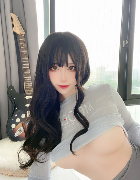 Rioko Cosplay model images